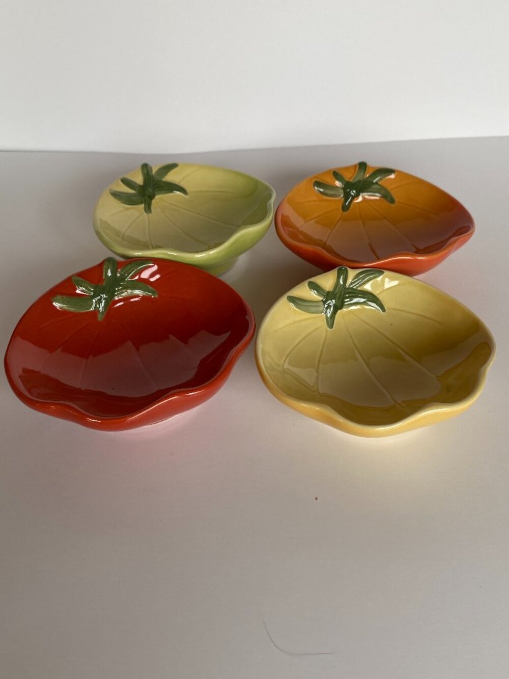 Williams Sonoma Set of4 Heirloom Tomato Side Dish Appetizer Bowls New but no box